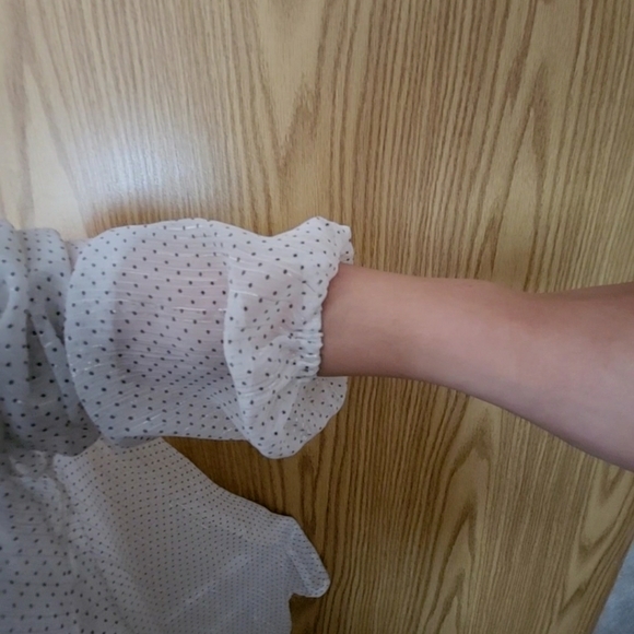 Banana republic shimmering blouse - Picture 2 of 6